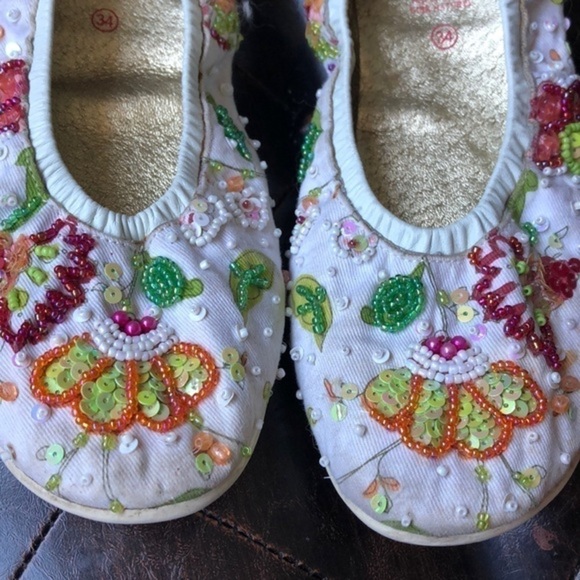 𝅺LELLI Kelly beaded embroidered flats size 34/ 3 - Picture 2 of 5